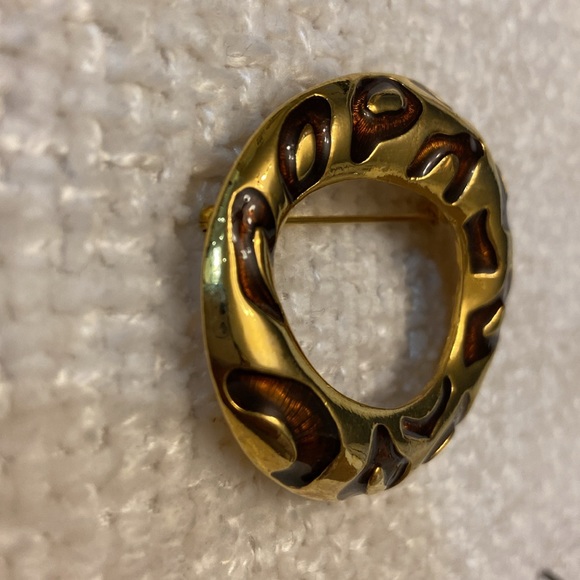 Vintage JACKIE COLLINS Gold Tone Enamel Panther Brooch Pin - Picture 4 of 7